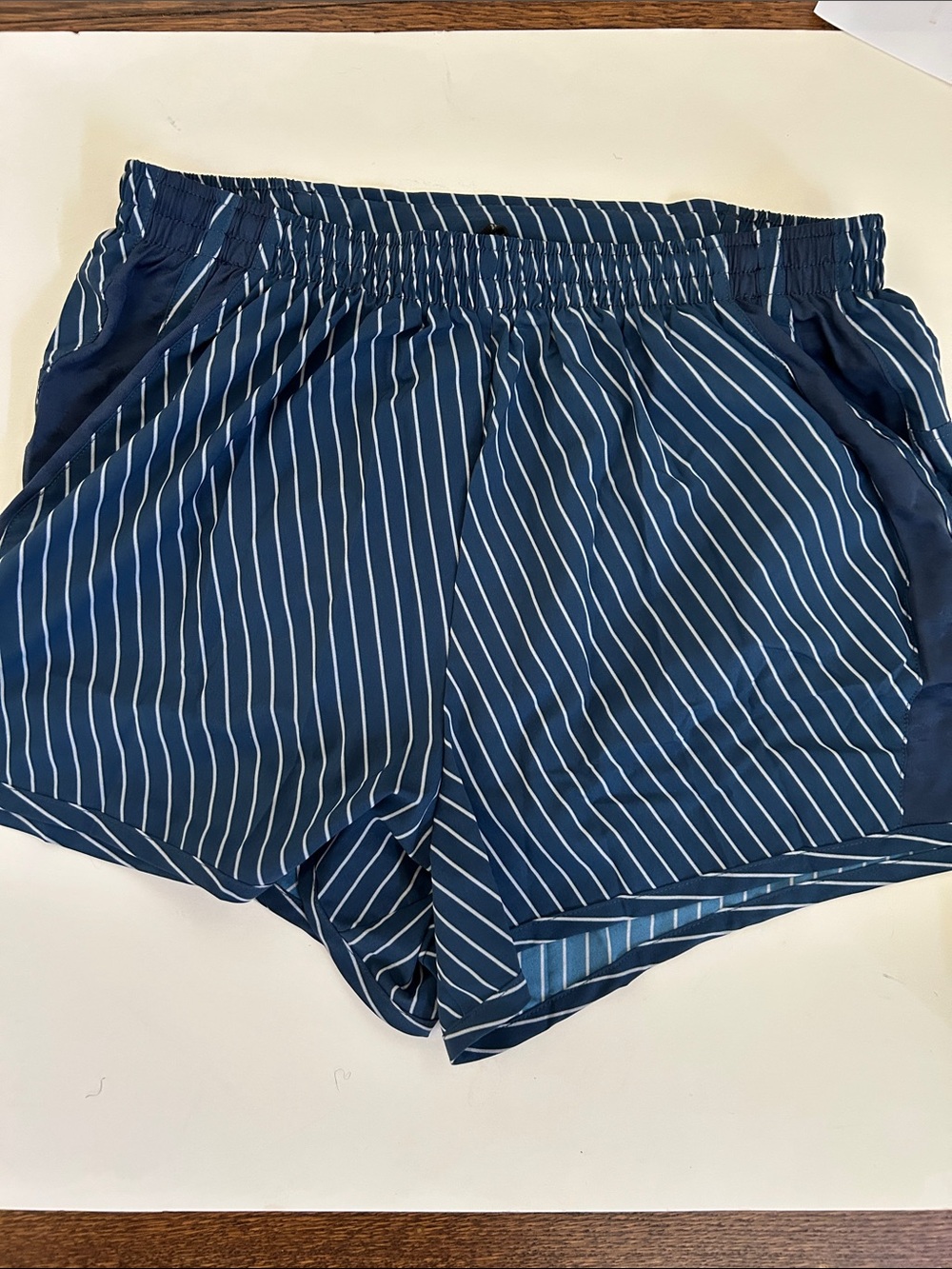 Men's Large Navy Pinstripe Running Shorts